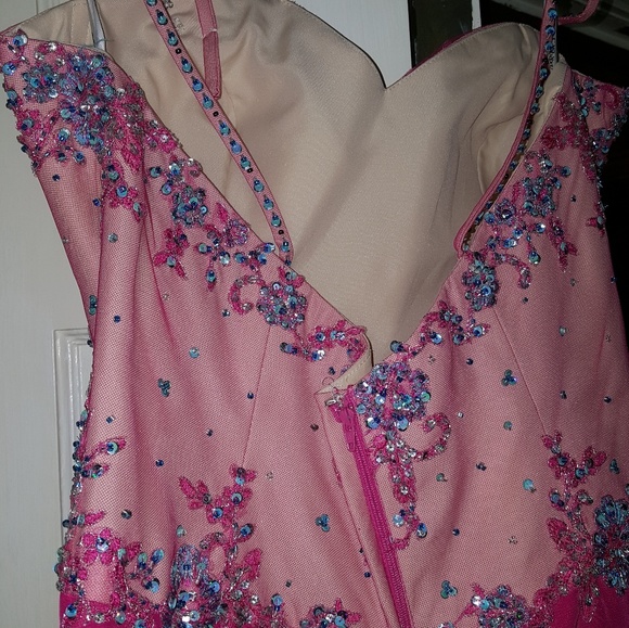 Evening gown / Pageant / Prom - Picture 5 of 7